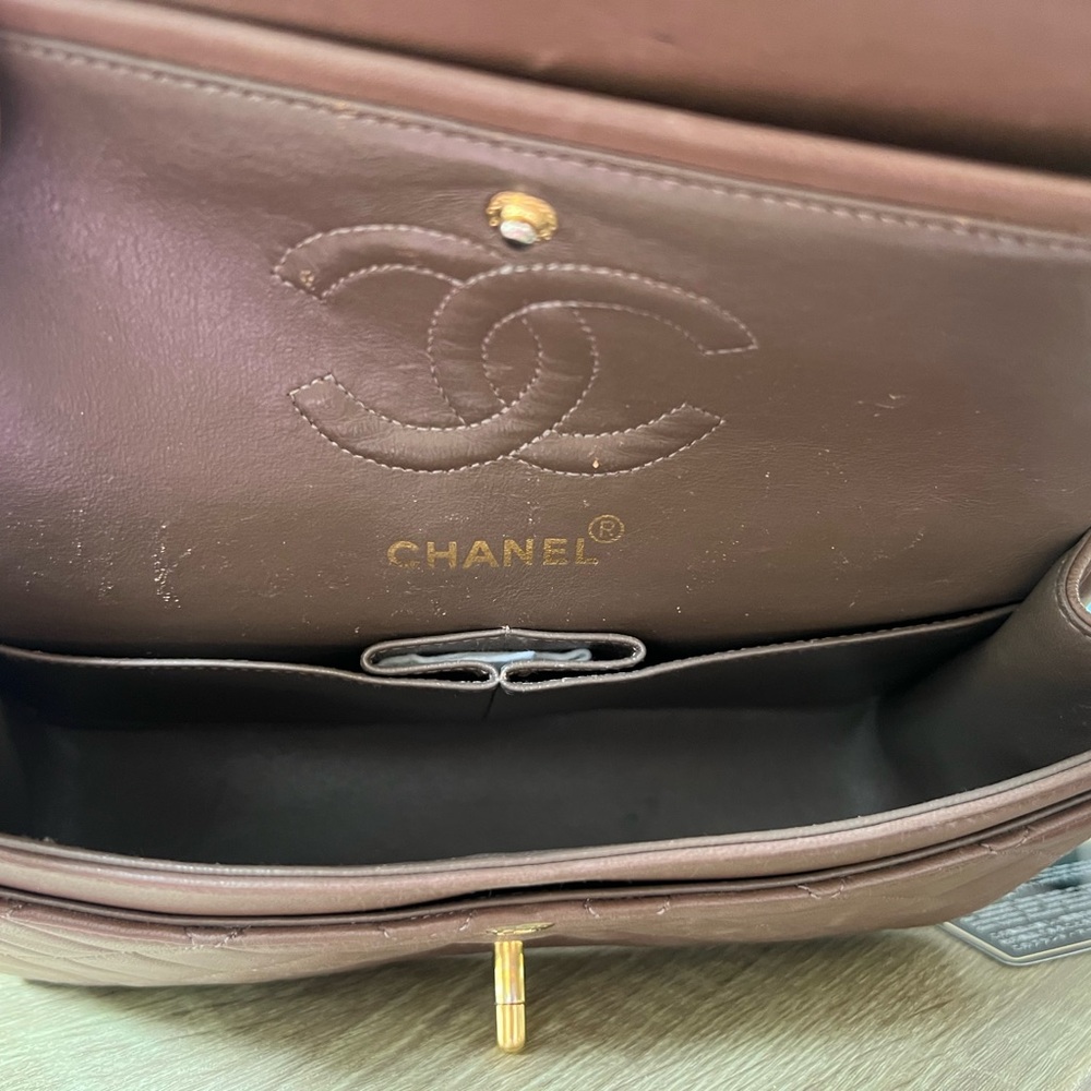 Vintage Chanel Classic Lambskin - Picture 5 of 13
